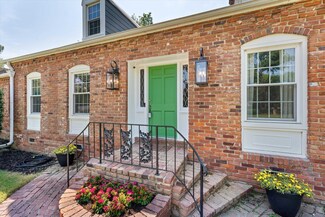 5537 Southwood Dr, Memphis, TN 38120