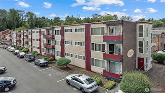 4803 S Henderson St, Seattle, WA 98118