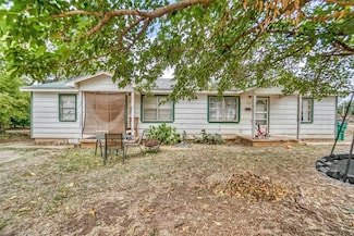 510 S Louis Tittle Ave, Mangum, OK 73554