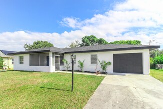 313 NW Dorchester St, Port Saint Lucie, FL 34983