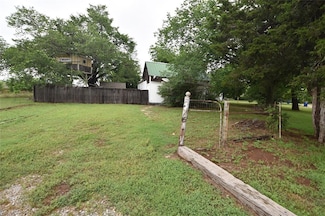 224 SW 19th St, Guthrie, OK 73044