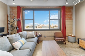 831 S Flores St Unit 2310, San Antonio, TX 78204
