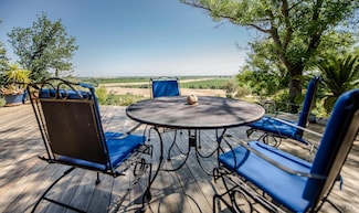 8621 Olive School Ln, Winters, CA 95694