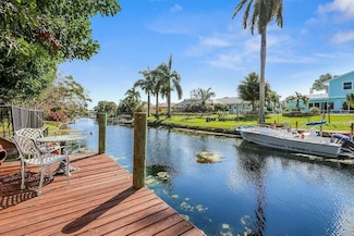1888 Ascott Rd, North Palm Beach, FL 33408