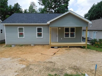 132 Crestwood Cir, High Point, NC 27260