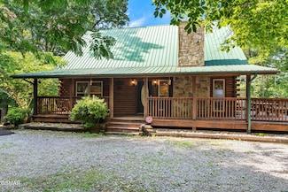 531 Gatlin Dr, Gatlinburg, TN 37738