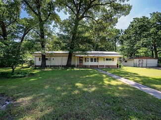 2347 Pamela Dr, Chandler, TX 75758