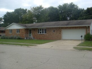 531 S East St, Bremen, IN 46506