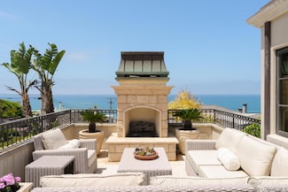 730 Stratford Ct, Del Mar, CA 92014