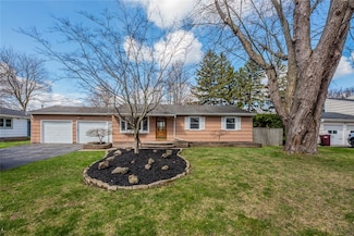 7 Del Verde Rd, Rochester, NY 14624