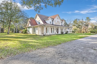 123 Burwell Rd, Highlands, TX 77562