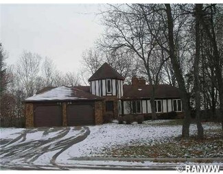 1135 Skyview Dr, Altoona, WI 54720