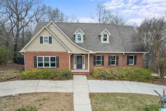 1010 Crest Rd, Leeds, AL 35094