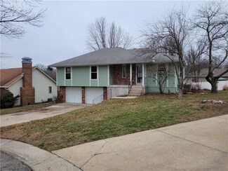 126 SW 26th Street Ct, Blue Springs, MO 64015