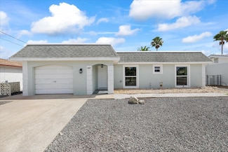 3907 Headsail Dr, New Port Richey, FL 34652
