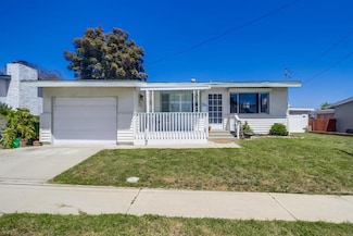 3651 Tomahawk Ln, San Diego, CA 92117