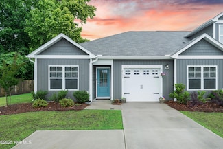 2133 Southern Bayberry Ln NE, Leland, NC 28451
