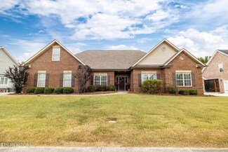 1718 Ansley Dr, Alcoa, TN 37701