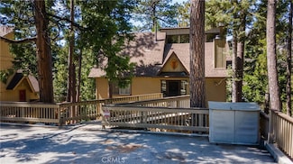 750 Grass Valley Rd, Lake Arrowhead, CA 92352