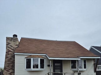 110 W 12th Ave, Sault Sainte Marie, MI 49783