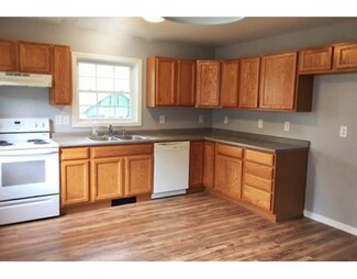 62 Camden St Unit 62, Methuen, MA 01844