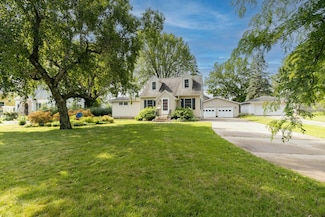 807 2nd St W, Hastings, MN 55033