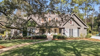 18318 Woodland Dr, Fairhope, AL 36532