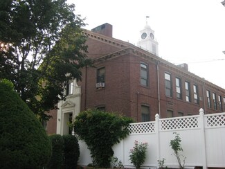 14 Locust St Unit 3B, Everett, MA 02149