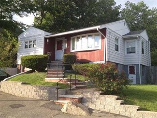 53 Woodland S, Lynn, MA 01904