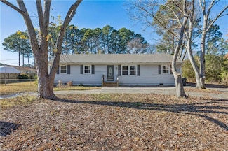197 Cedar Rd, Poquoson, VA 23662