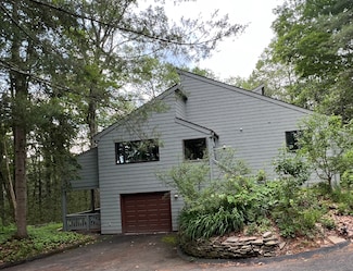 299 Cliffside Dr, Torrington, CT 06790