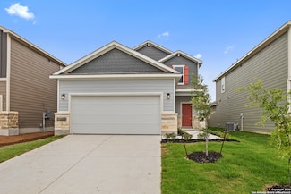 4331 Clarisse St, Canyon Lake, TX 78130