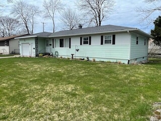 938 Sherwood Rd, Muskegon, MI 49441