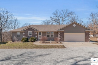 21439 Lost Valley Rd, Warsaw, MO 65355
