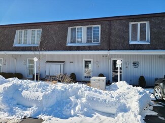 10075 N Turkey Creek Rd Unit 42, Syracuse, IN 46567