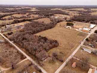 000 E School St, Everton, MO 65646
