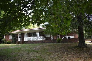 1008 S Spring St, Searcy, AR 72143