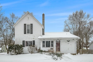 221 E Center St, Belding, MI 48809