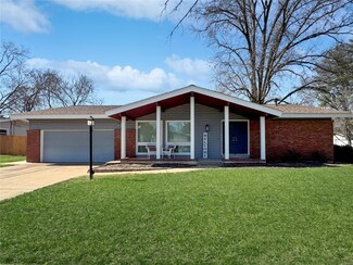 1587 Rathford Dr, Saint Louis, MO 63146