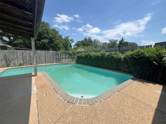 1808 Williams Way Ln, Dallas, TX 75228