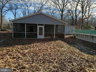 1466 Cedarhurst Rd, Shady Side, MD 20764