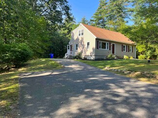 311 Lucas Rd, Manchester, NH 03109