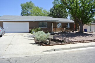 1812 Paige Place NE, Albuquerque, NM 87112