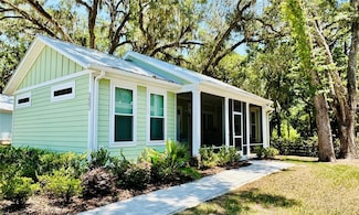 3607 Umbrella Tree Ln, Oxford, FL 34484
