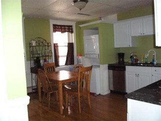 56 Ward St Unit 3B, Salem, MA 01970