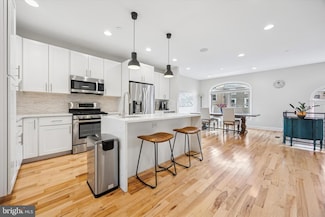 152 Carson St, Philadelphia, PA 19127