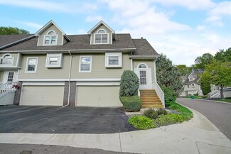 4917 Carlysle Place, Minnetonka, MN 55345