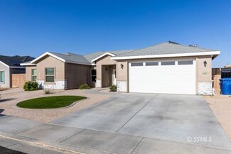 400 Thomas St, Ridgecrest, CA 93555