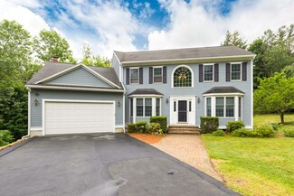 20 Grandview Ave, Wakefield, MA 01880