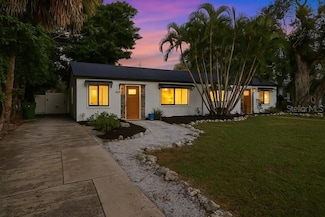 407 Ohio Place, Sarasota, FL 34236